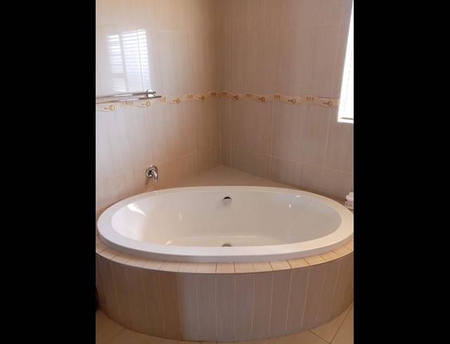 4 BEDROOM PROPERTY TO RENT IN BUSHWILLOW PARK ESTATE